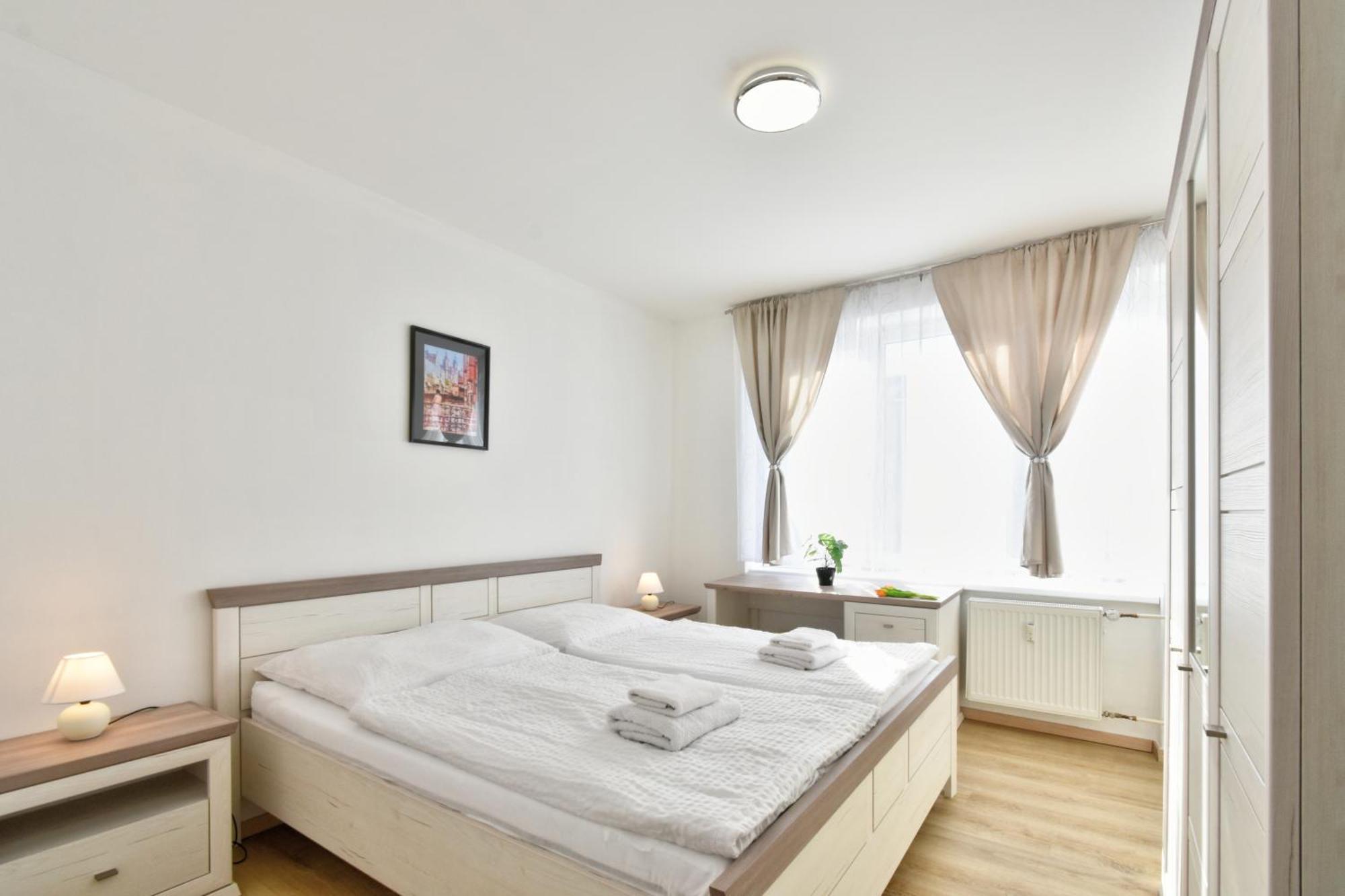 Karlsbad Central Point Luaran gambar